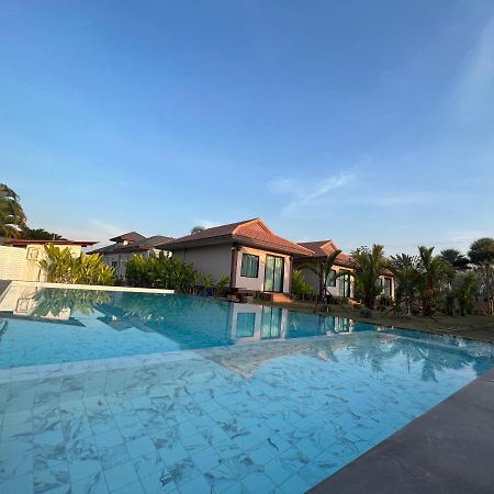 Tinna Resort Ban Nong Mai Ngam 외부 사진
