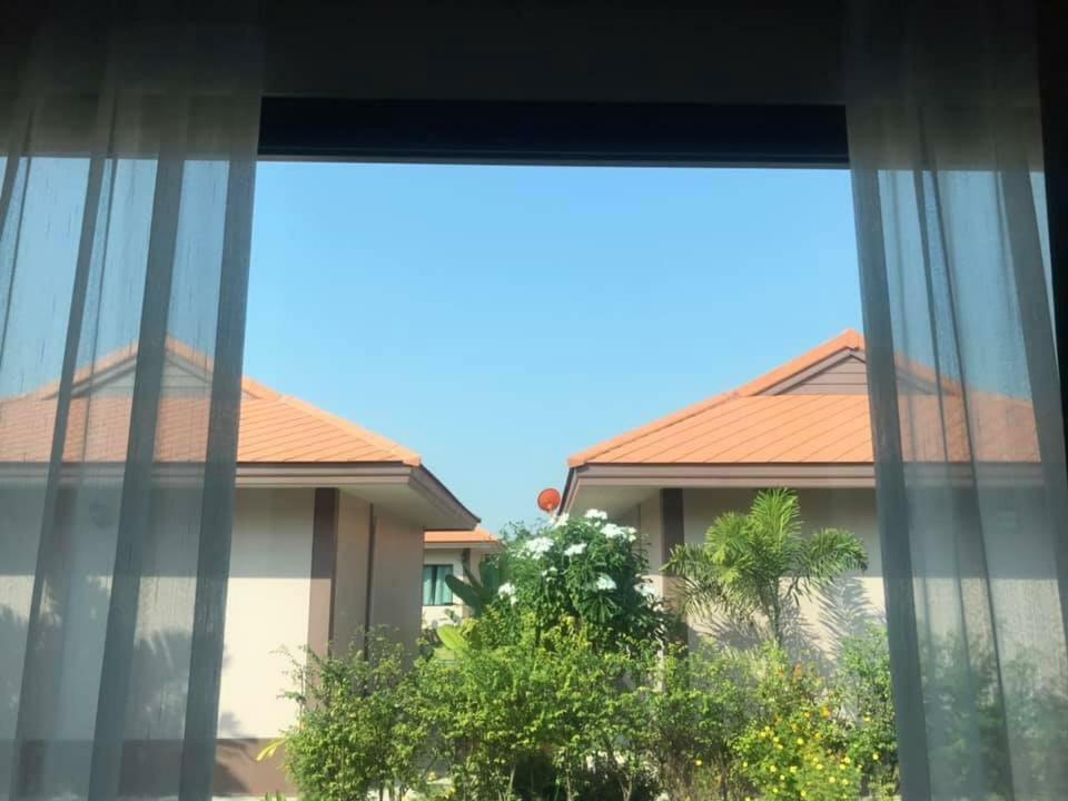Tinna Resort Ban Nong Mai Ngam 외부 사진